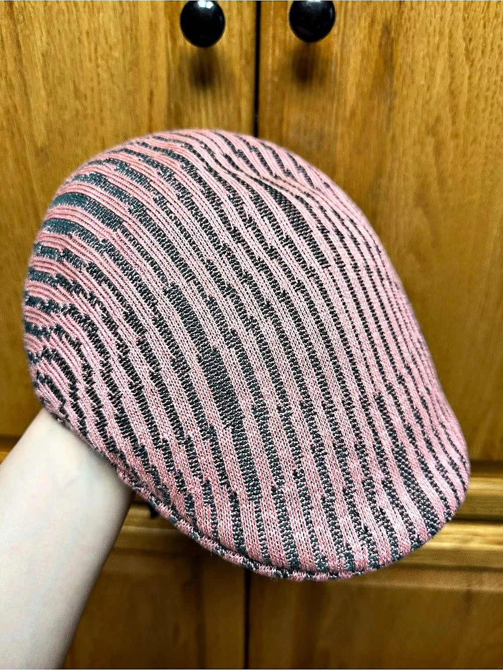 Kangol Jacquard 504 Flat Cap Pink & Green Size Large Newsboy Hat